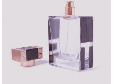 flacons de parfum transparents vides
